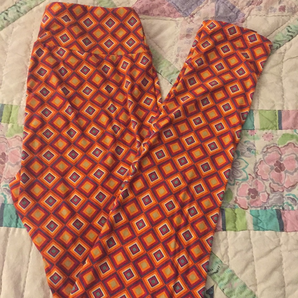 One size Lularoe leggings